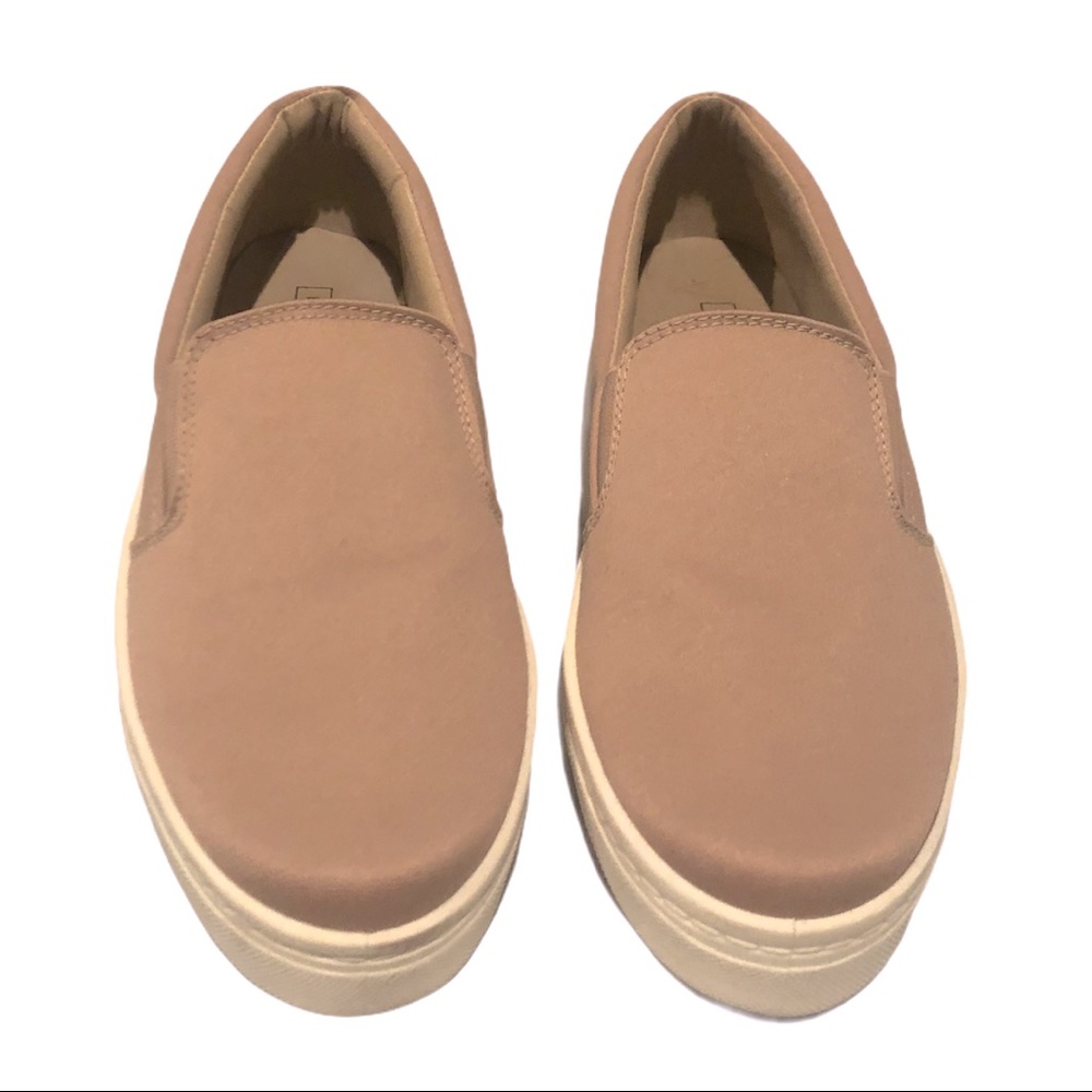 NWOT BCBGMaxAzria Lt Pink Satin Slip On Sneaker